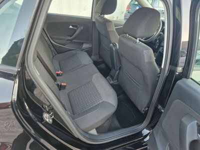 Volkswagen Polo Cross 1.4 TDI BlueMotion Technology (11)