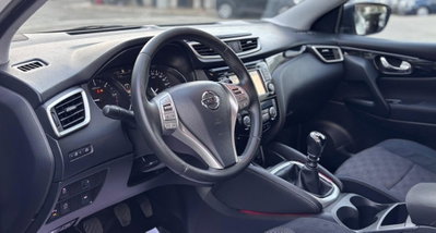 Nissan Qashqai 1.5 dCi Tekna (10)