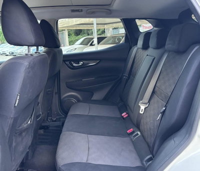 Nissan Qashqai 1.5 dCi Tekna (12)