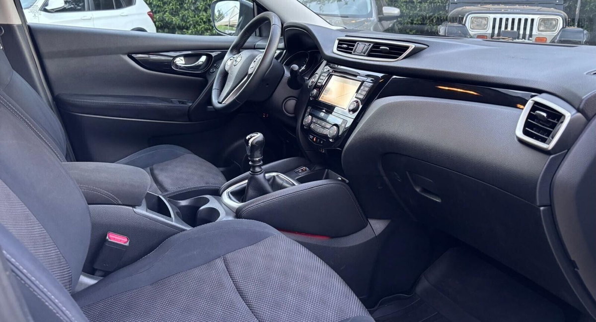 Nissan Qashqai 1.5 dCi Tekna (13)