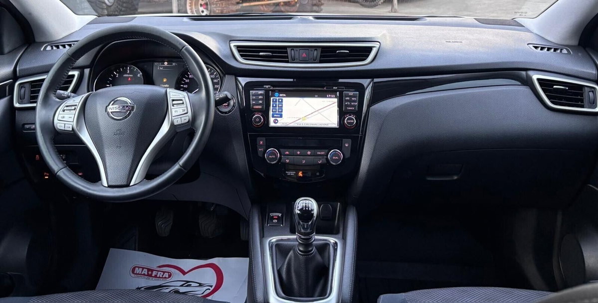 Nissan Qashqai 1.5 dCi Tekna (15)