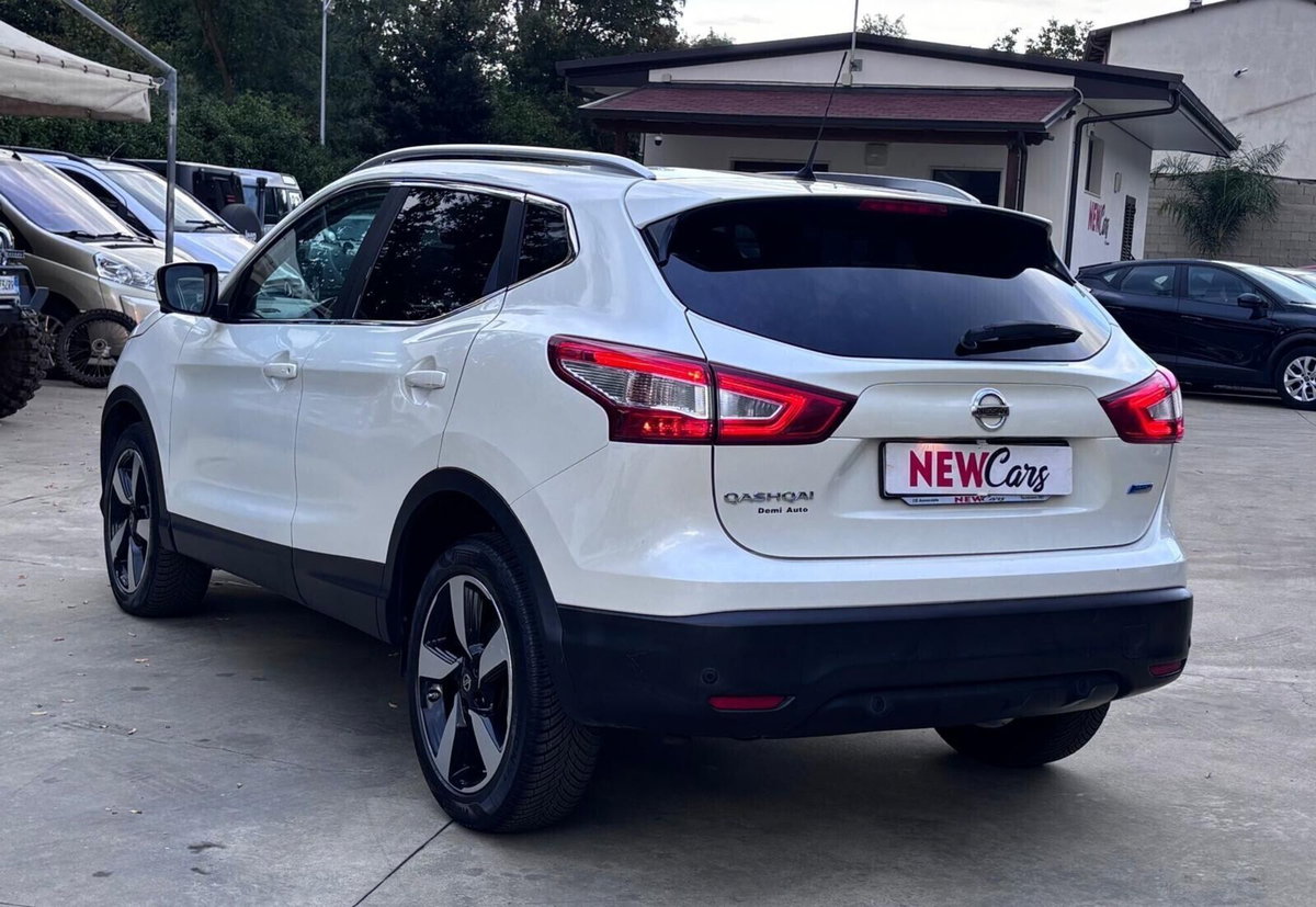 Nissan Qashqai 1.5 dCi Tekna (4)