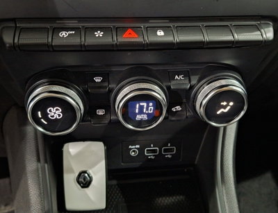Renault Captur TCe 90 CV Techno (17)