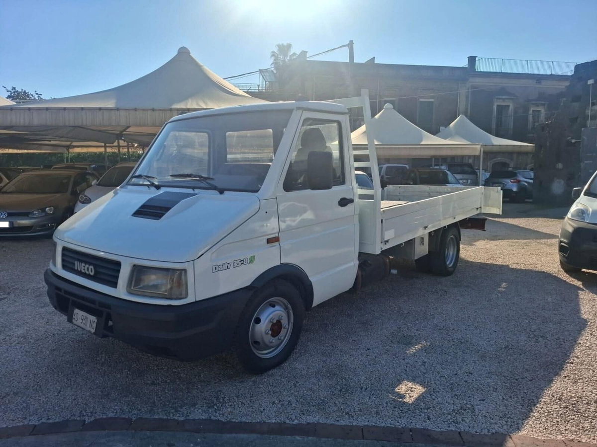 Iveco Daily Telaio 30.8 2.5 Diesel PL Cabinato