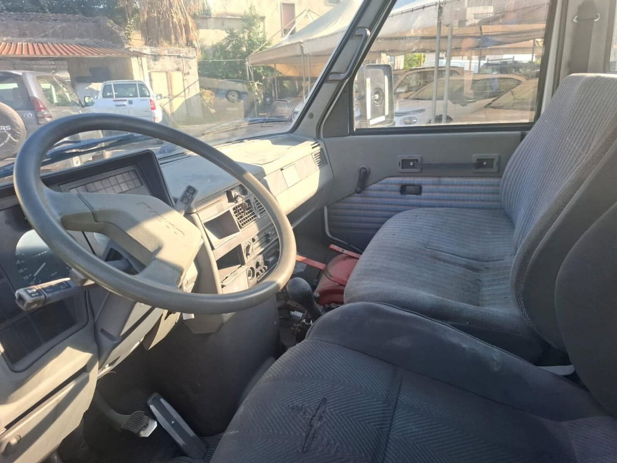 Iveco Daily Telaio 30.8 2.5 Diesel PL Cabinato (7)