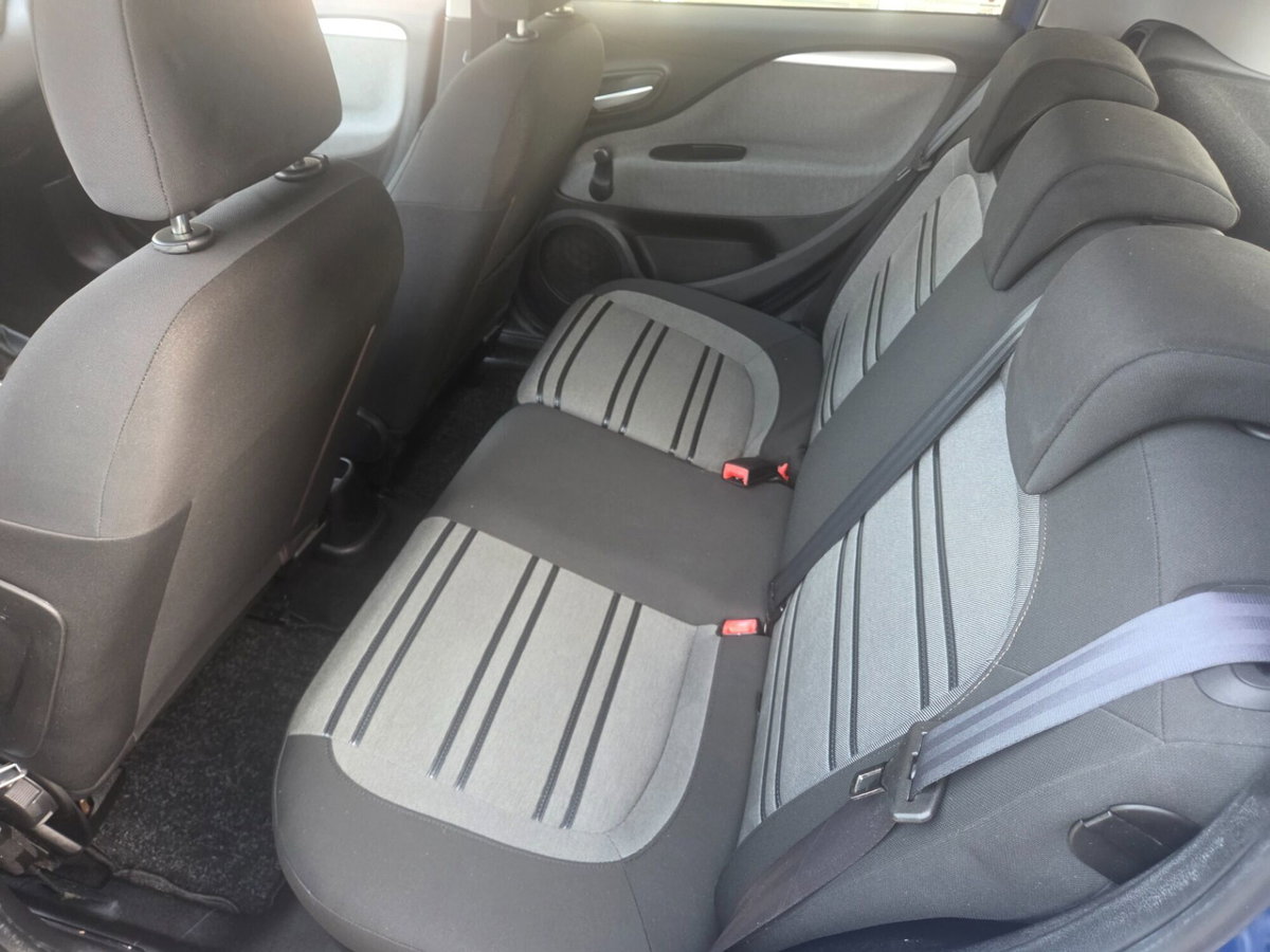 Fiat Punto Evo 1.3 Mjt 90 CV 5 porte Dualogic Dynamic (11)