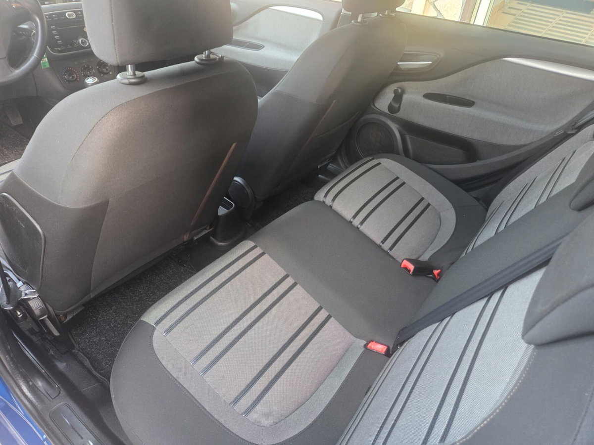 Fiat Punto Evo 1.3 Mjt 90 CV 5 porte Dualogic Dynamic (12)