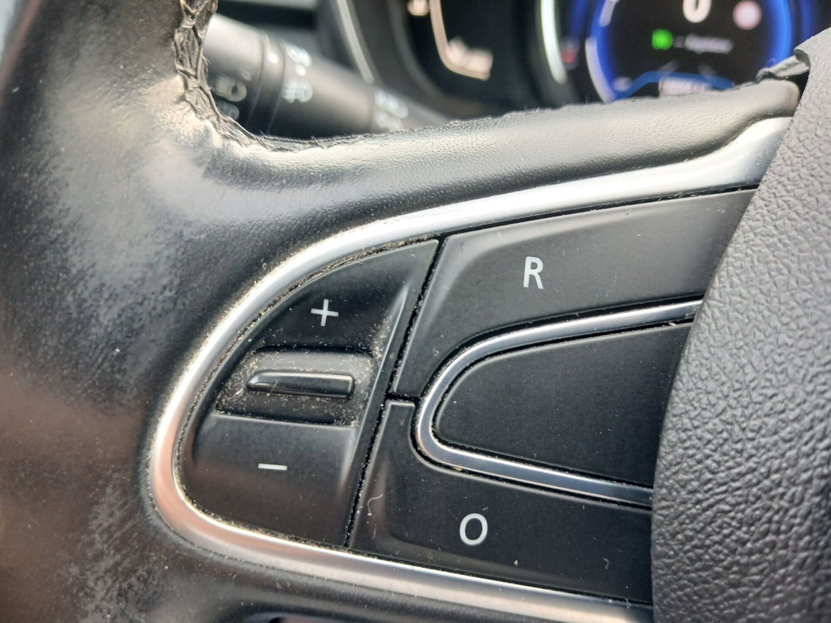 Renault Kadjar 8V 110CV Energy Zen (13)