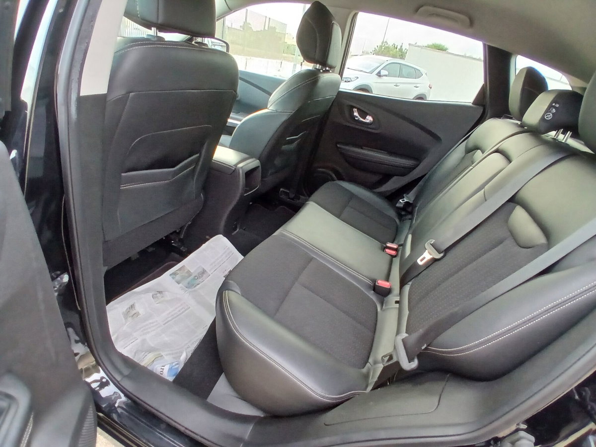 Renault Kadjar 8V 110CV Energy Zen (16)