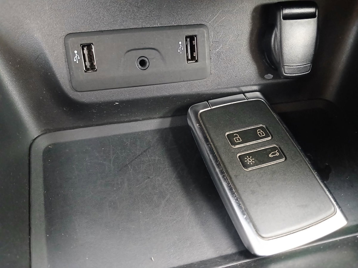 Renault Kadjar 8V 110CV Energy Zen (9)