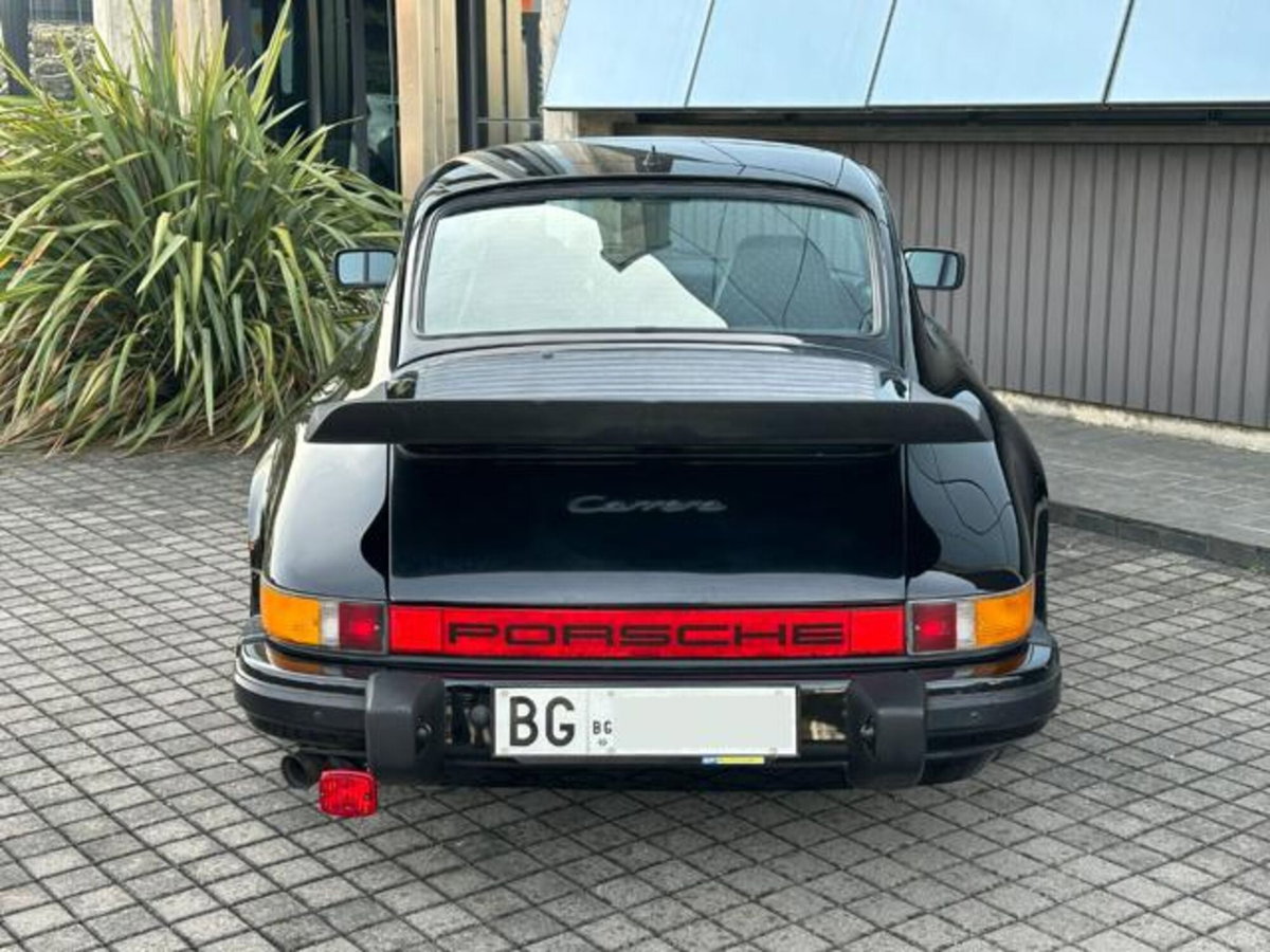 Porsche 911 Coupé Carrera 3.2 (6)