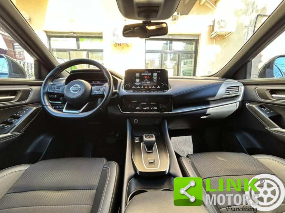 Nissan Qashqai 1.3 mhev Tekna 4wd 158cv xtronic (10)