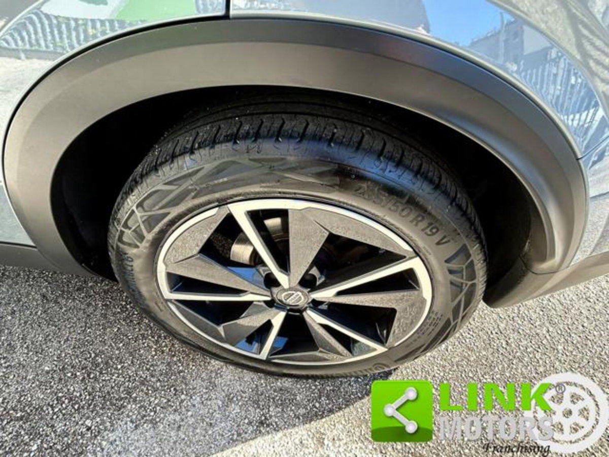 Nissan Qashqai 1.3 mhev Tekna 4wd 158cv xtronic (17)