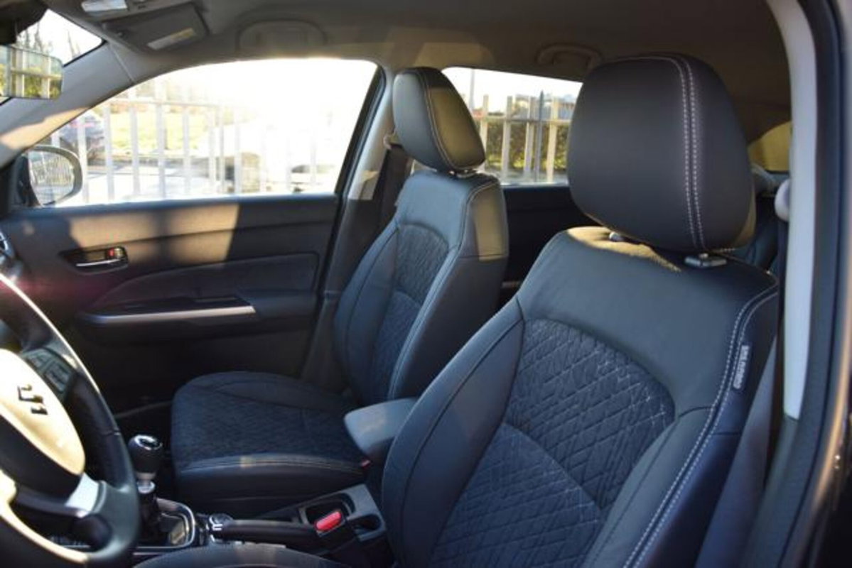 Suzuki Vitara 1.4 Hybrid 4WD AllGrip Easy Top (14)