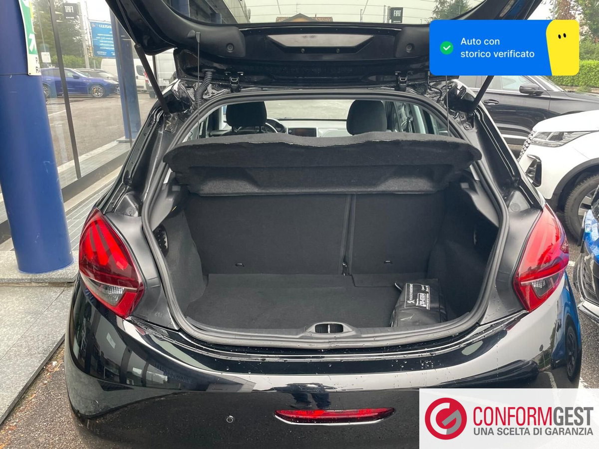 Peugeot 208 82 5 porte Active (11)