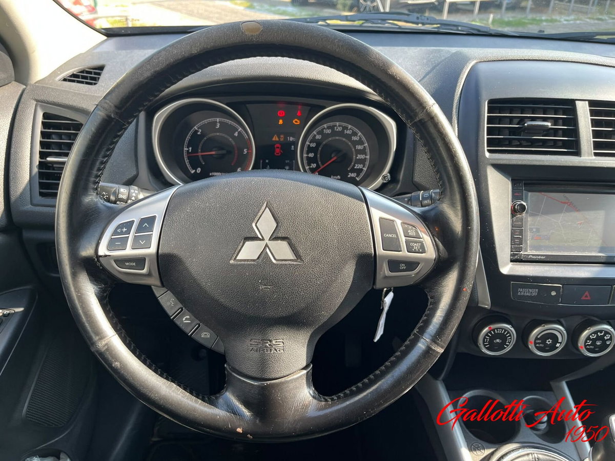 Mitsubishi ASX 1.8 DI-D 150 CV 4WD Invite (11)
