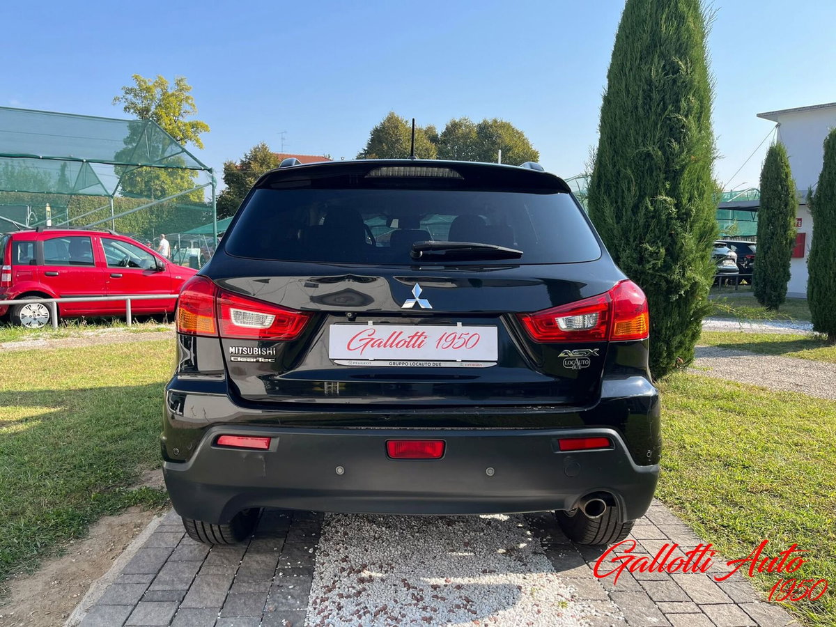 Mitsubishi ASX 1.8 DI-D 150 CV 4WD Invite (8)