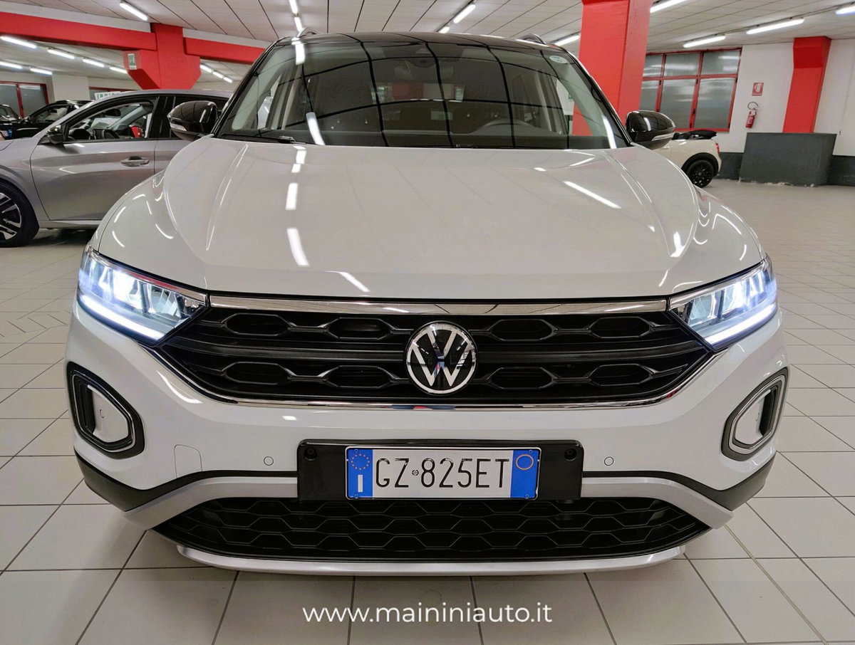 Volkswagen T-Roc 1.5 tsi Sport dsg (2)