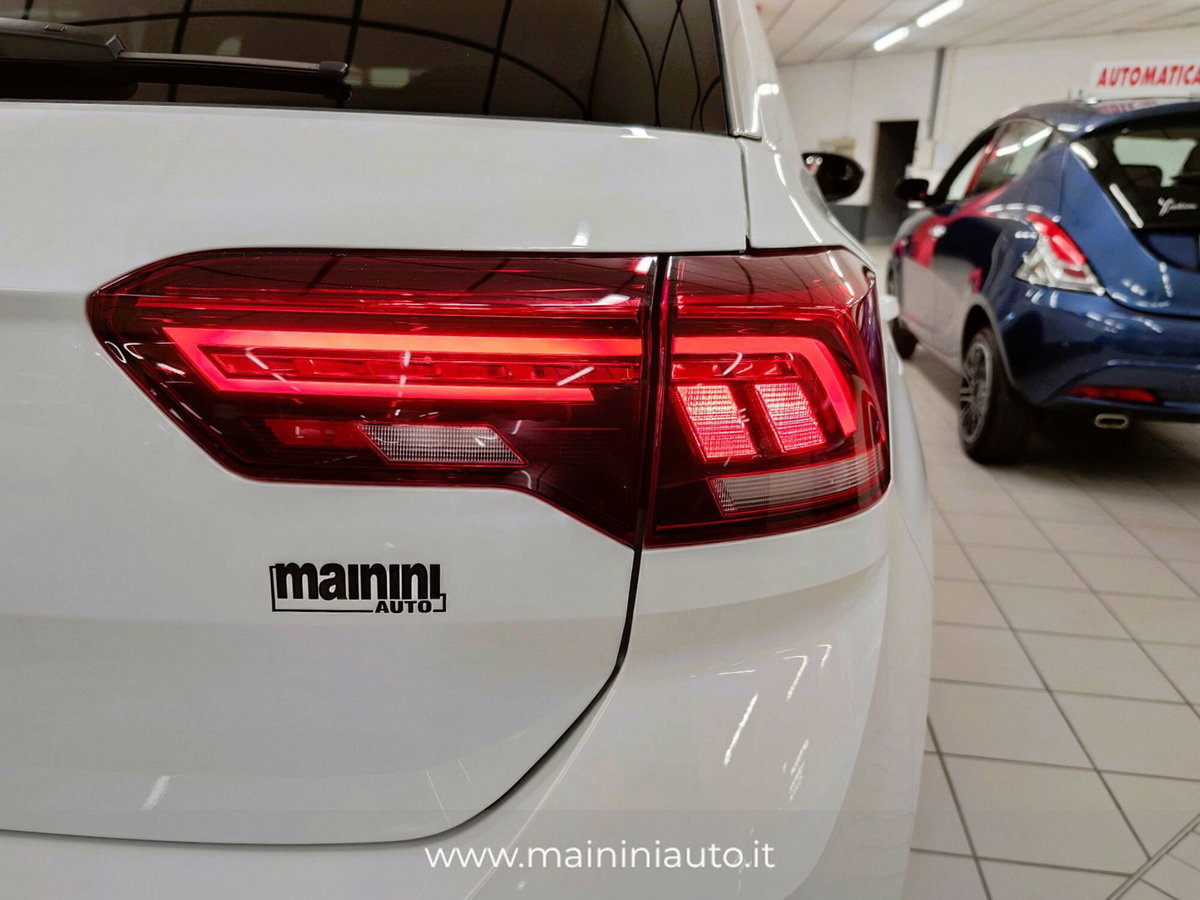 Volkswagen T-Roc 1.5 tsi Sport dsg (8)