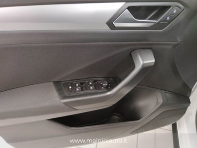Volkswagen T-Roc 1.5 tsi Sport dsg (15)
