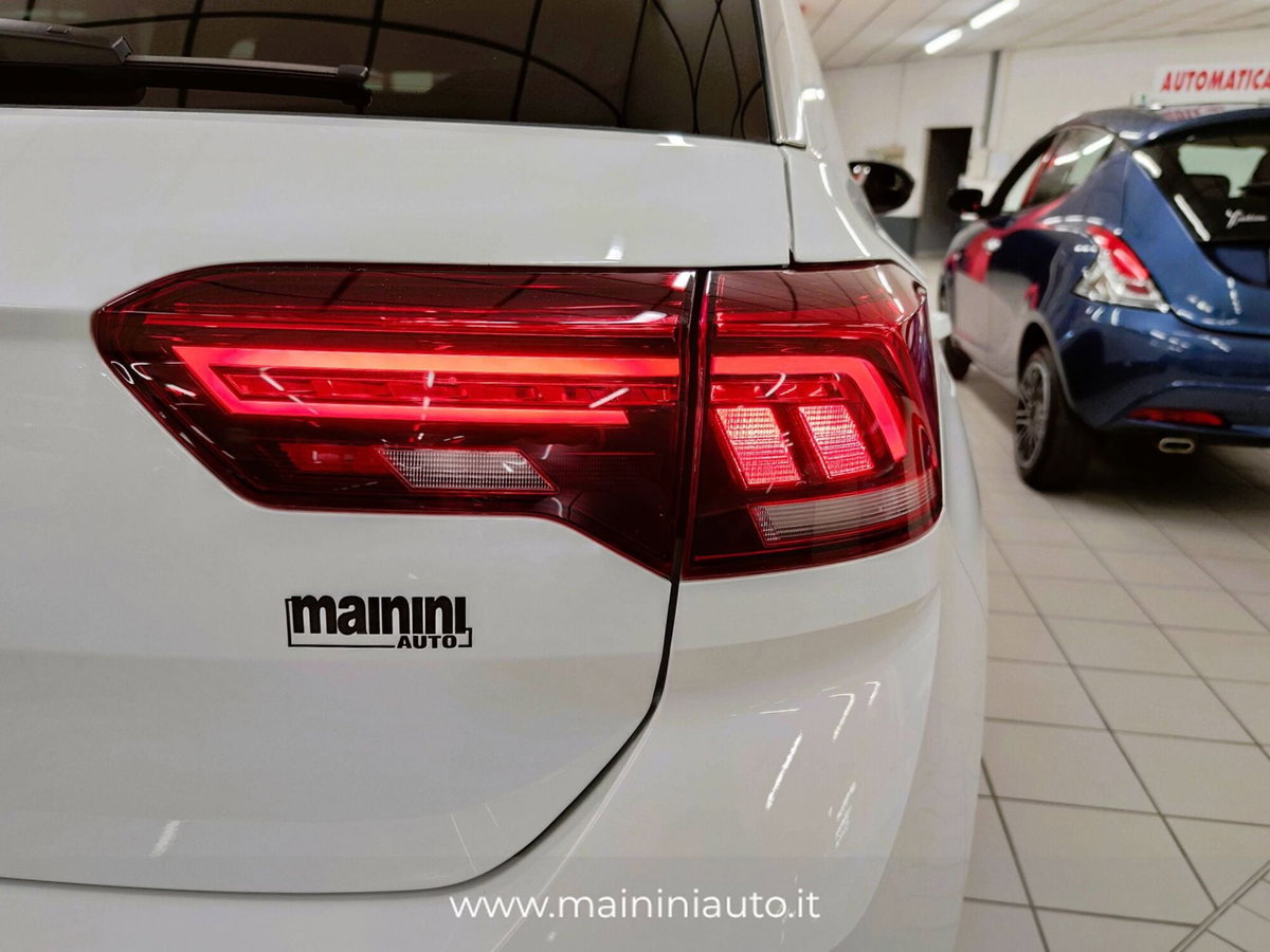 Volkswagen T-Roc 1.5 tsi Sport dsg (8)
