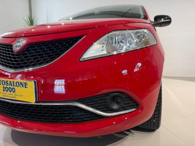 Lancia Ypsilon 0.9 TwinAir 85 CV 5 porte S&S DFN Silver (14)