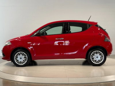 Lancia Ypsilon 0.9 TwinAir 85 CV 5 porte S&S DFN Silver (2)