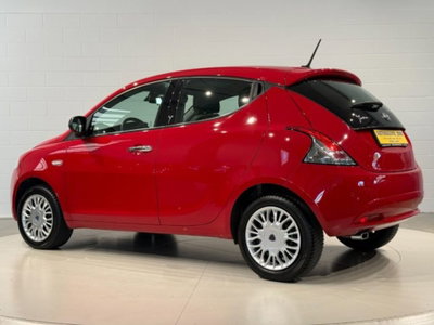 Lancia Ypsilon 0.9 TwinAir 85 CV 5 porte S&S DFN Silver (3)