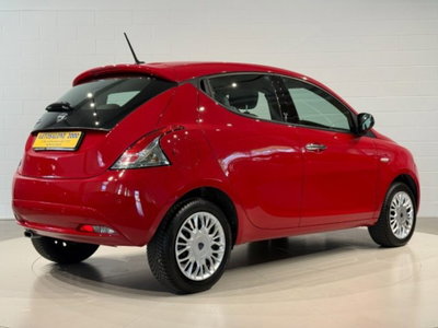 Lancia Ypsilon 0.9 TwinAir 85 CV 5 porte S&S DFN Silver (5)