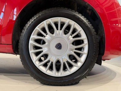 Lancia Ypsilon 0.9 TwinAir 85 CV 5 porte S&S DFN Silver (9)