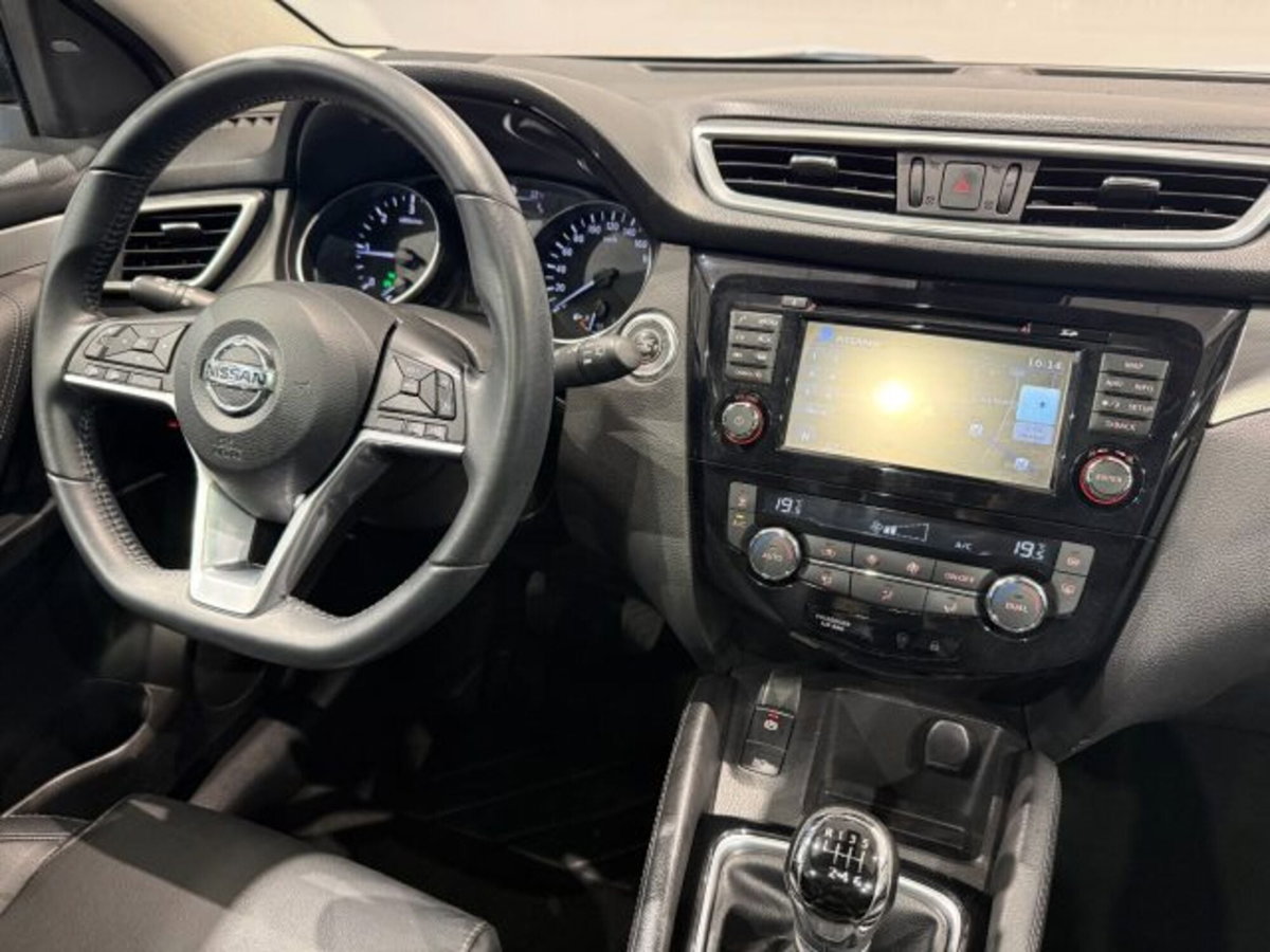 Nissan Qashqai 1.5 dCi 115 CV Tekna (11)