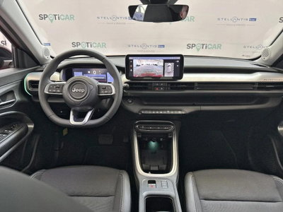 Jeep Avenger 1.2 turbo e-hybrid mhev Summit fwd 110cv edct6 (11)