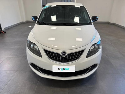 Lancia Ypsilon 1.0 FireFly 5 porte S&S Hybrid Ecochic Silver (2)