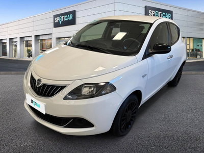 Lancia Ypsilon 1.0 FireFly 5 porte S&S Hybrid Ecochic Silver (4)