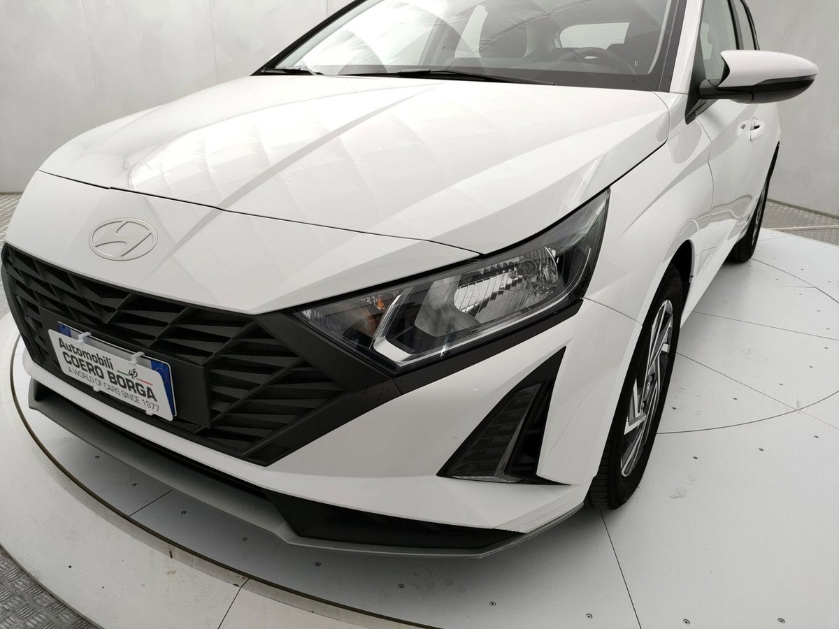 Hyundai i20 1.2 mpi Connectline 79cv mt (11)