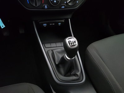 Hyundai i20 1.2 mpi Connectline 79cv mt (13)