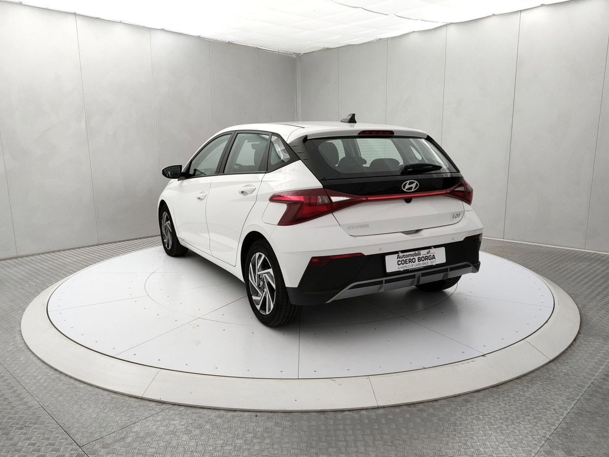 Hyundai i20 1.2 mpi Connectline 79cv mt (6)