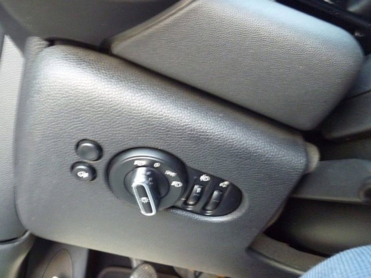 MINI Mini 1.5 One 75 CV Classic (11)