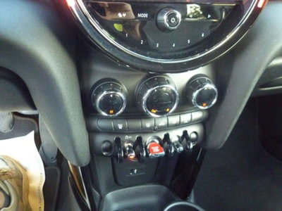MINI Mini 1.5 One 75 CV Classic (14)