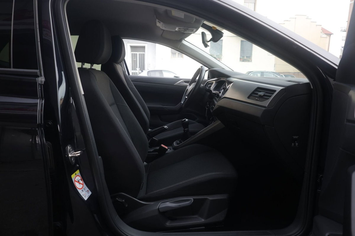 Volkswagen Polo 1.0 MPI 75 CV 5p. Comfortline (10)