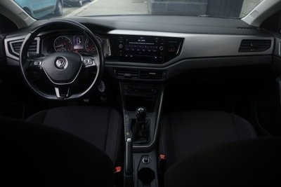 Volkswagen Polo 1.0 MPI 75 CV 5p. Comfortline (2)