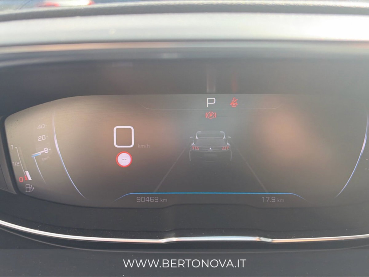 Peugeot 3008 BlueHDi 130 S&S EAT8 Allure Pack (12)