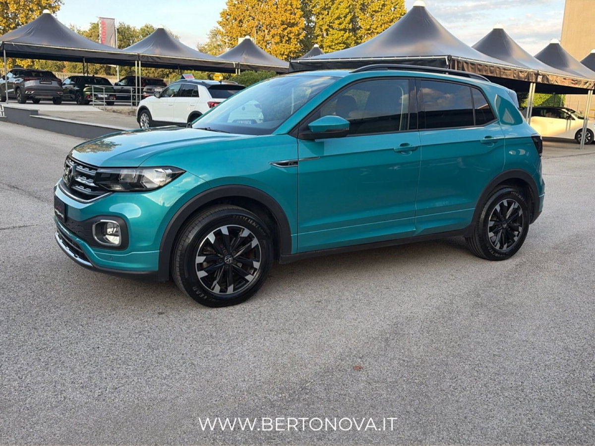 Volkswagen T-Cross 1.0 TSI 110 CV Sport (2)