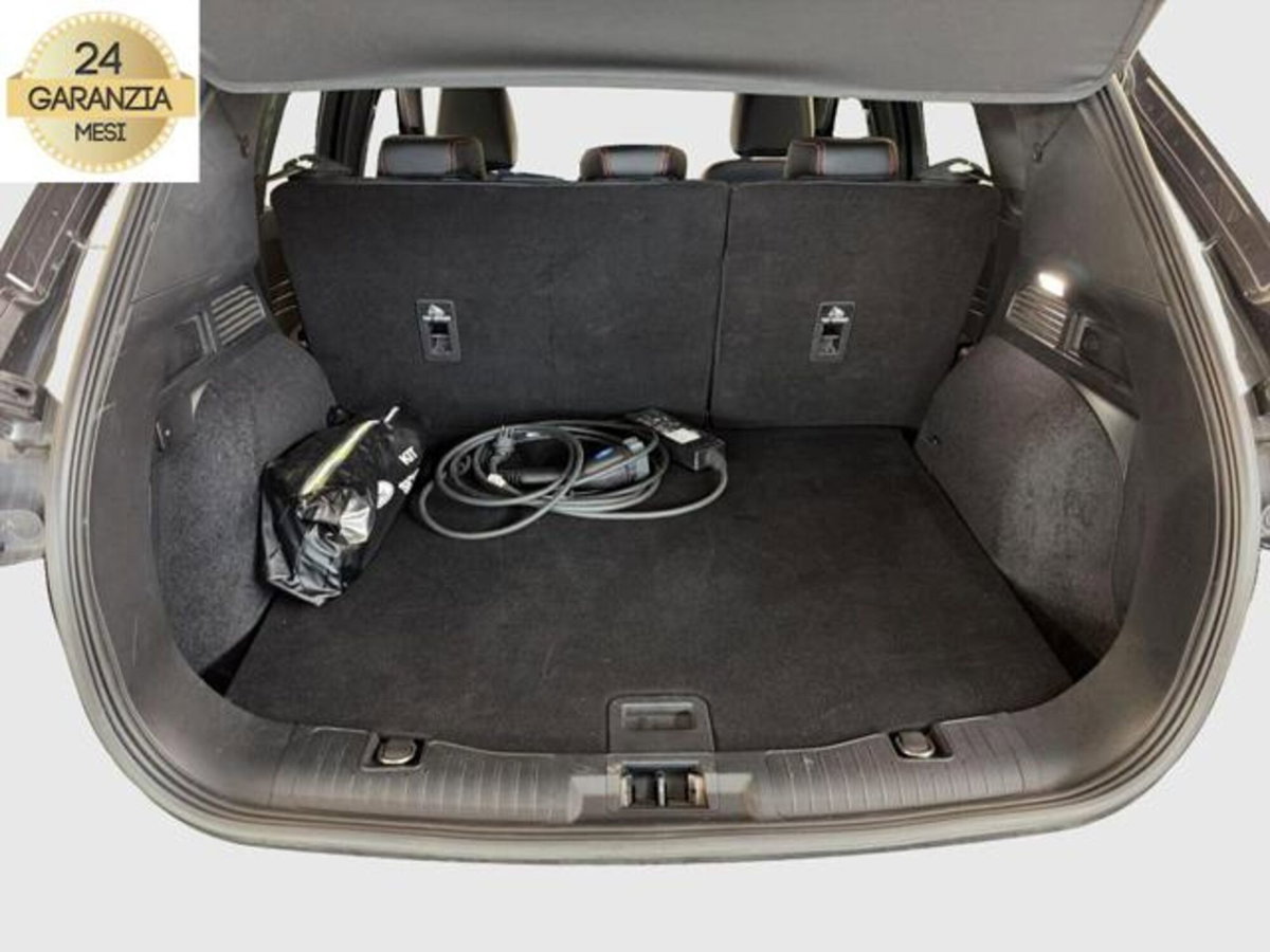 Ford Kuga 2.5 Plug In Hybrid 225 CV CVT 2WD ST-Line (16)