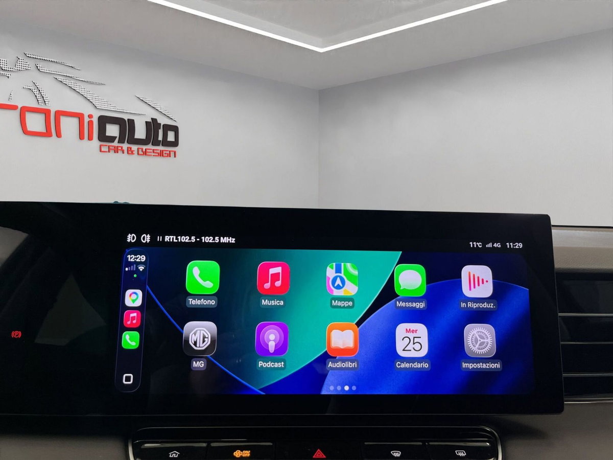 Mg HS 1.5 hybrid+ Luxury auto (18)
