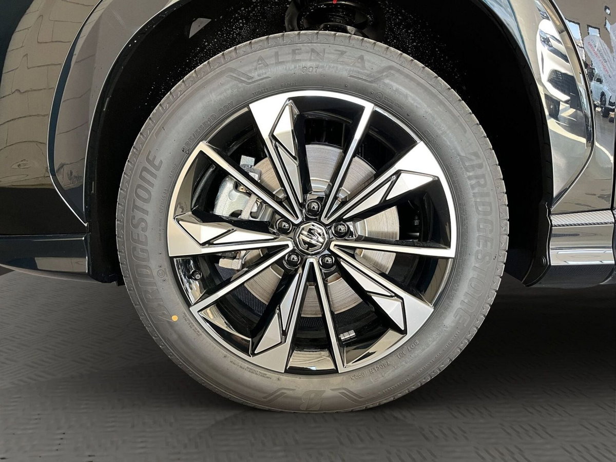 Mg HS 1.5 hybrid+ Luxury auto (4)