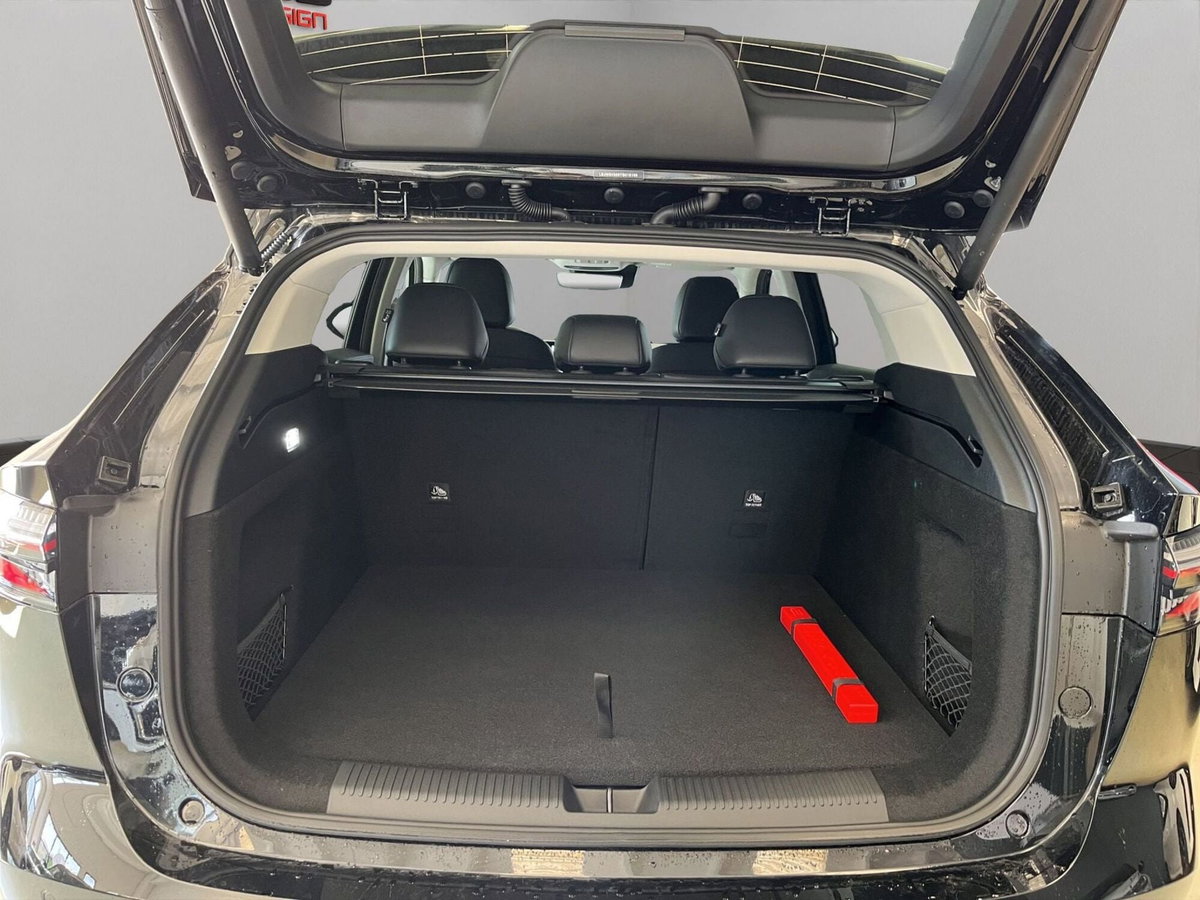 Mg HS 1.5 hybrid+ Luxury auto (7)