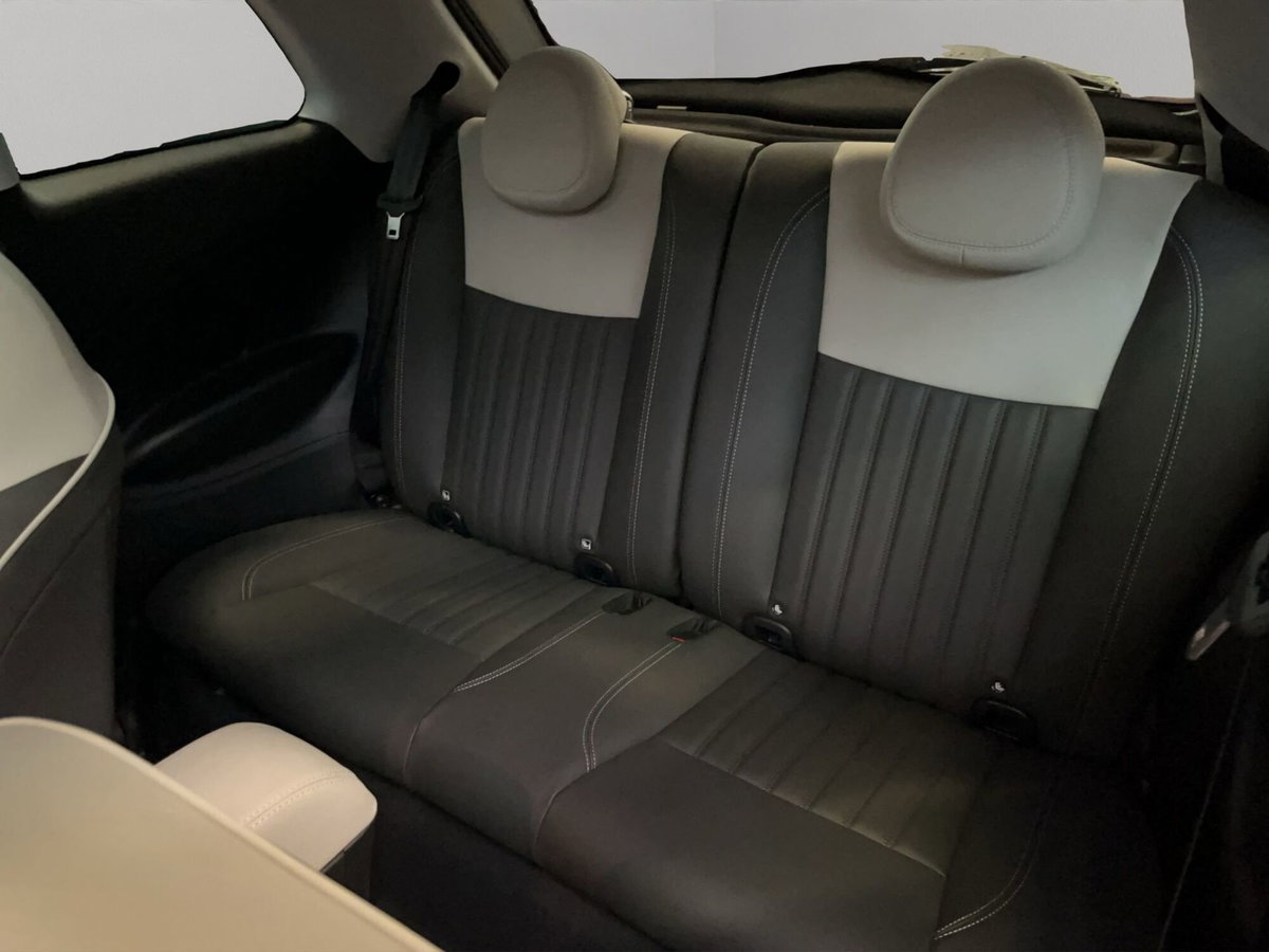 Fiat 500 1.0 hybrid La Prima (12)