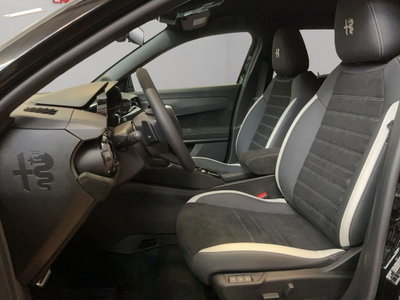 Alfa Romeo Junior 1.2 ibrida 145cv edct6 (11)