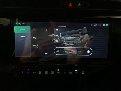 Alfa Romeo Junior 1.2 ibrida 145cv edct6 (13)